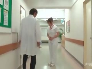 Geil und damit faszinierend asiatisch krankenschwester teil 1