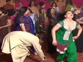 New gorgeous sedusive Mujra Dance 2019 Nude Mujra Dance 2019 #hot #sexy #mujra #dance