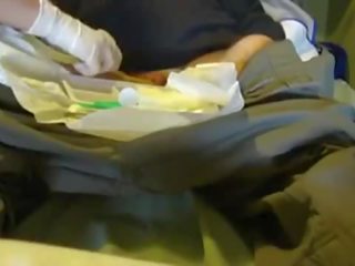 Enfermeira bate uma punheta paragraf o tetraplegico