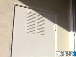 Propertysex - mlada resnično estate sredstvo s velika naravna prsi doma narejeno umazano video