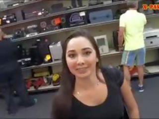 Amateur College daughter Fucked By Pawn Man At The Pawnshop