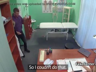 Super sjuksköterska helping killen till sperma