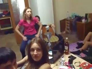 Xhamster.com 6216170 ρωσικό εφηβική ηλικία πάρτι