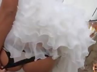 Teen Bride Amirah Gets Fucked In Public