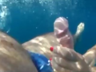 Debaixo de água adulto clipe swiming ejaculação